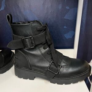 UGG Ashton - Black Leather moto combat style boots